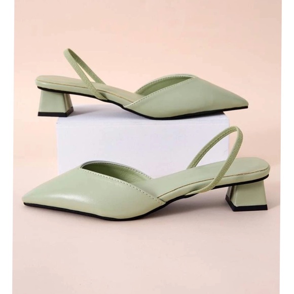 Minimalist Point Toe Slingback Pumps - Picture 2 of 9